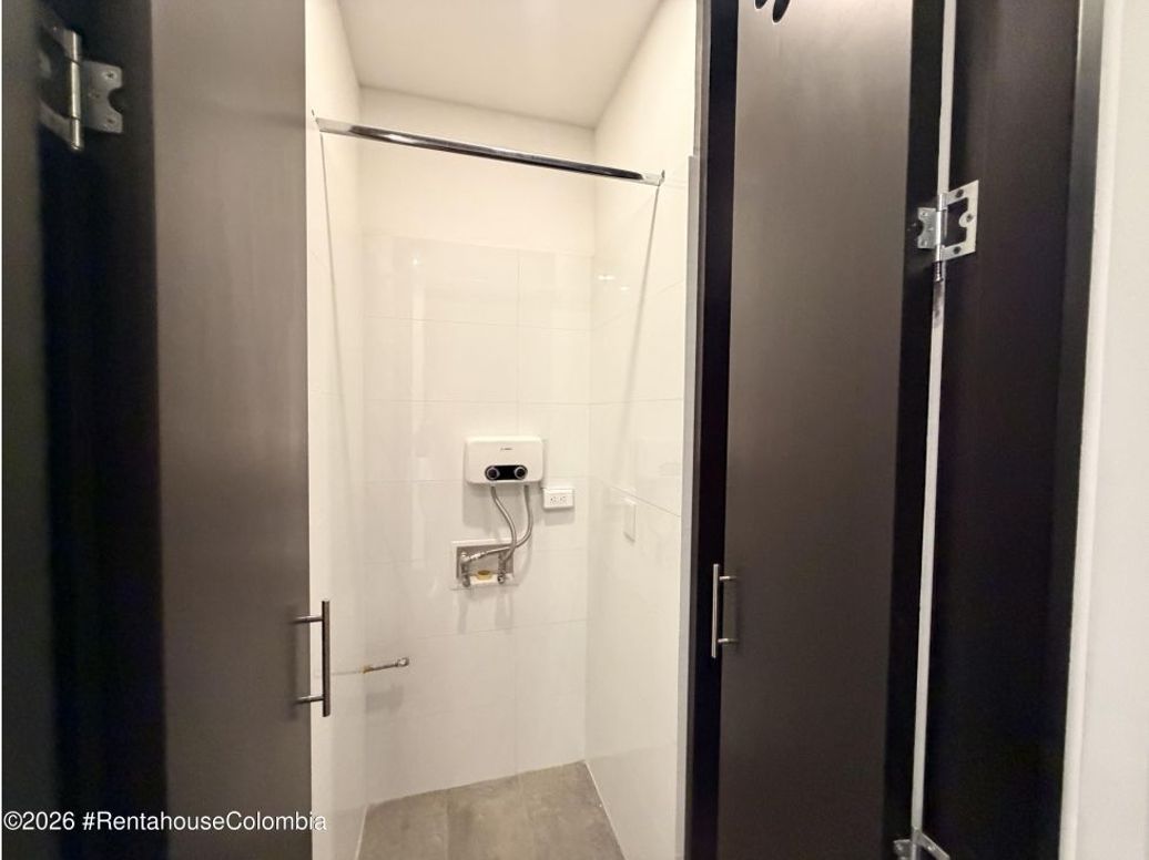 Apartamento de 1 alcoba en venta en Molinos Norte, Bogotá, 52 m² · foto 9 de 20