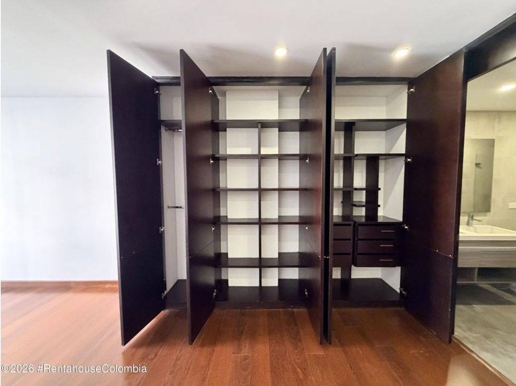 Apartamento de 1 alcoba en venta en Molinos Norte, Bogotá, 52 m² · foto 6 de 20