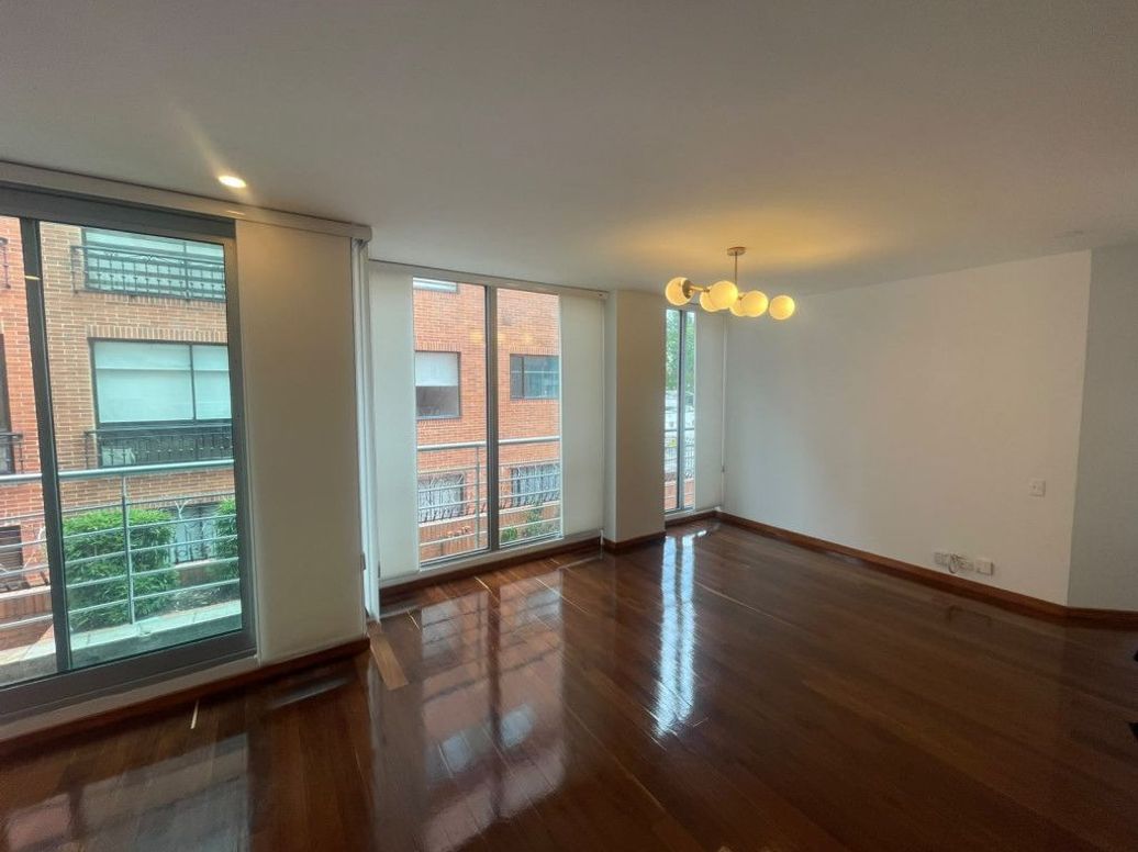 Apartamento de 2 alcobas en arriendo en Santa Bibiana, Bogotá, 74 m² · foto 2 de 17