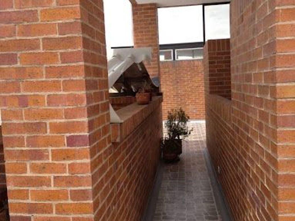 Apartamento de 3 alcobas en venta en Ciudad Berna, Bogotá, 96 m² · foto 11 de 12