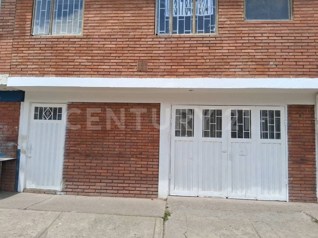 Casa de 4 alcobas en venta en Ciudad Bachué, Bogotá, 200 m² · foto 2 de 20