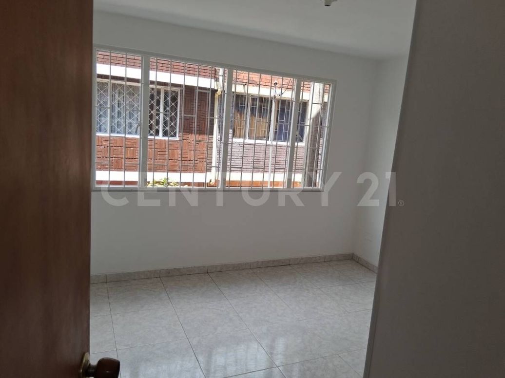 Casa de 4 alcobas en venta en Ciudad Bachué, Bogotá, 200 m² · foto 17 de 20