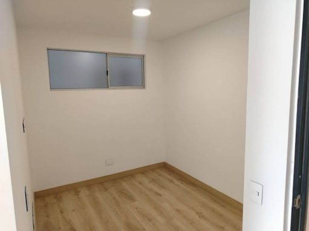 Apartamento de 3 alcobas en venta en Mirandela, Bogotá, 91 m² · foto 14 de 20