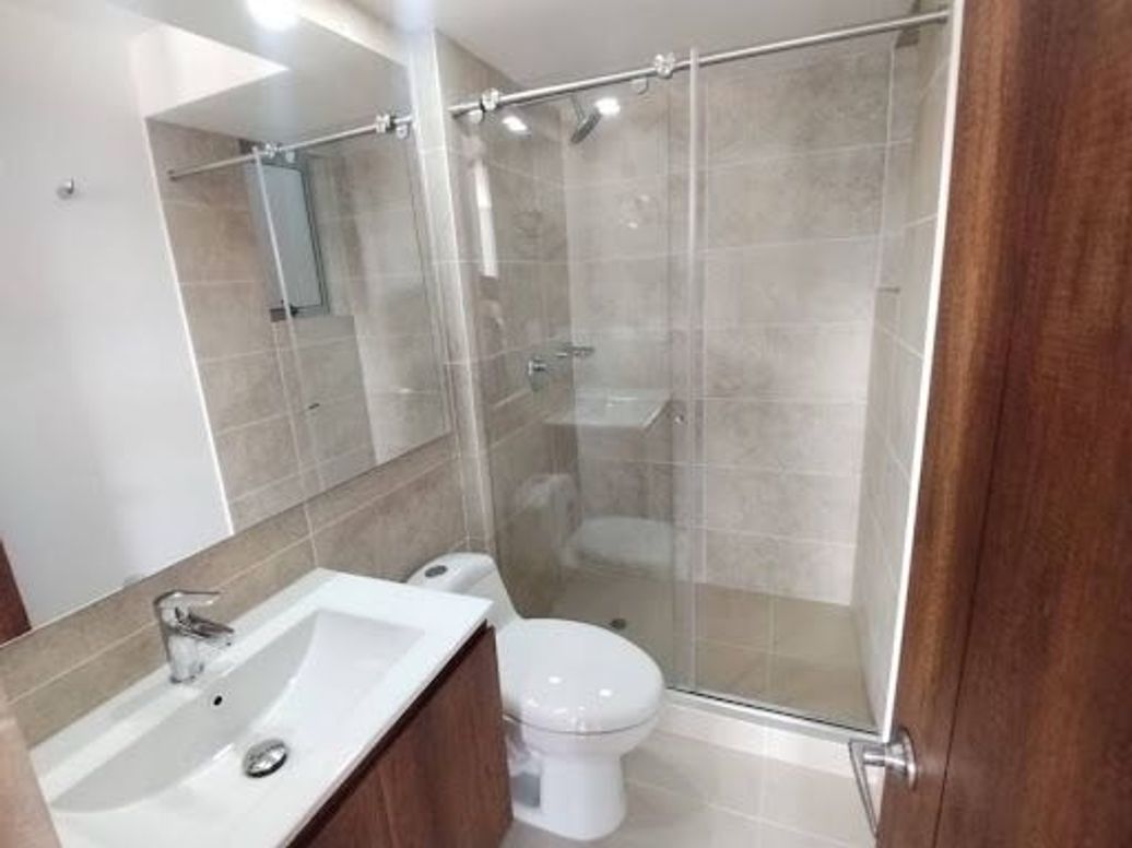 Apartamento de 3 alcobas en venta en Mirandela, Bogotá, 91 m² · foto 18 de 20