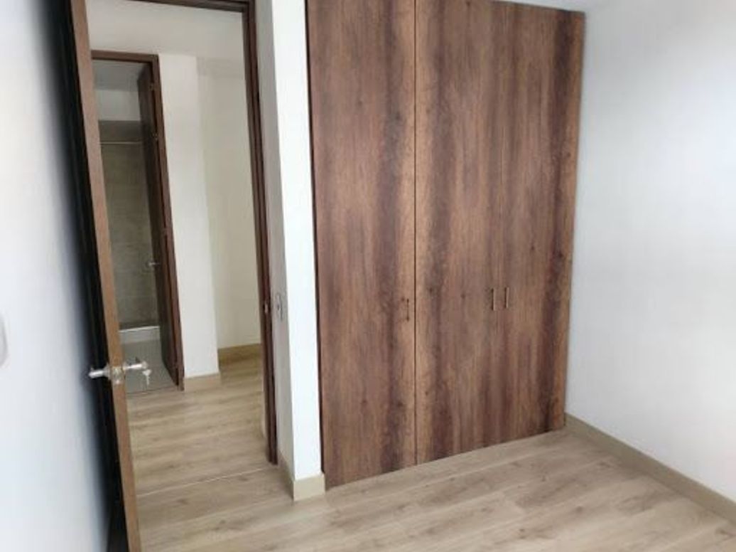 Apartamento de 3 alcobas en venta en Mirandela, Bogotá, 91 m² · foto 11 de 20