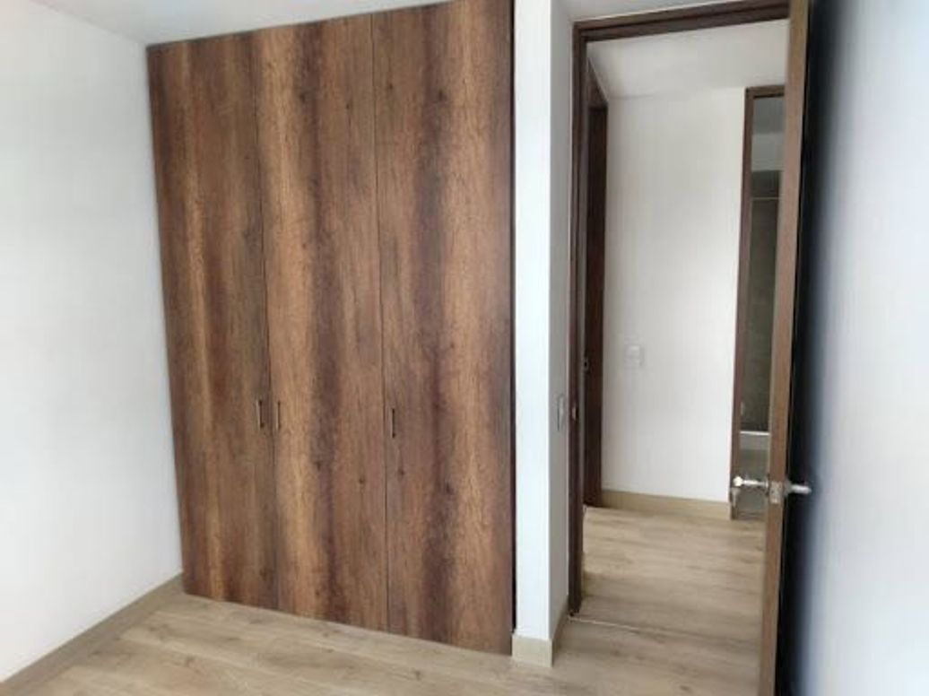 Apartamento de 3 alcobas en venta en Mirandela, Bogotá, 91 m² · foto 12 de 20