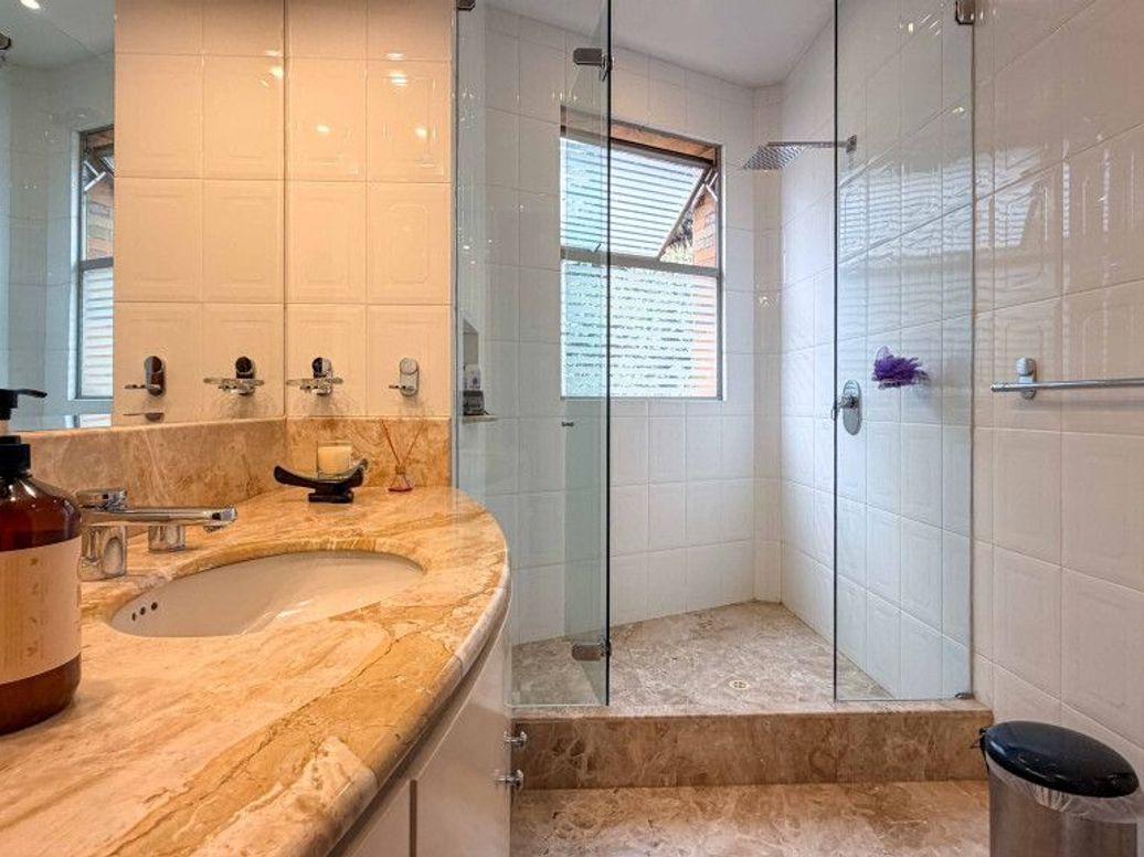 Apartamento de 4 alcobas en venta en Niza Suba, Bogotá, 440 m² · foto 16 de 20