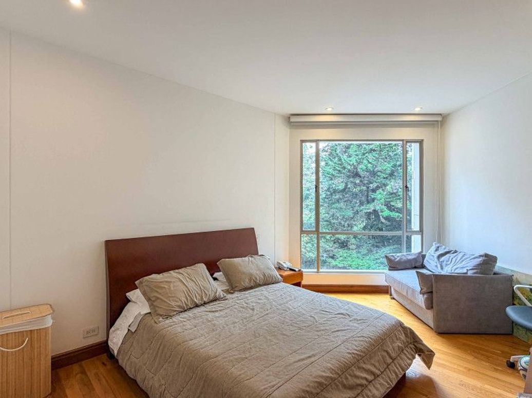 Apartamento de 4 alcobas en venta en Niza Suba, Bogotá, 440 m² · foto 19 de 20