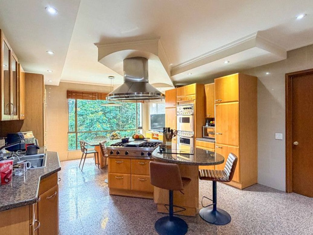 Apartamento de 4 alcobas en venta en Niza Suba, Bogotá, 440 m² · foto 8 de 20