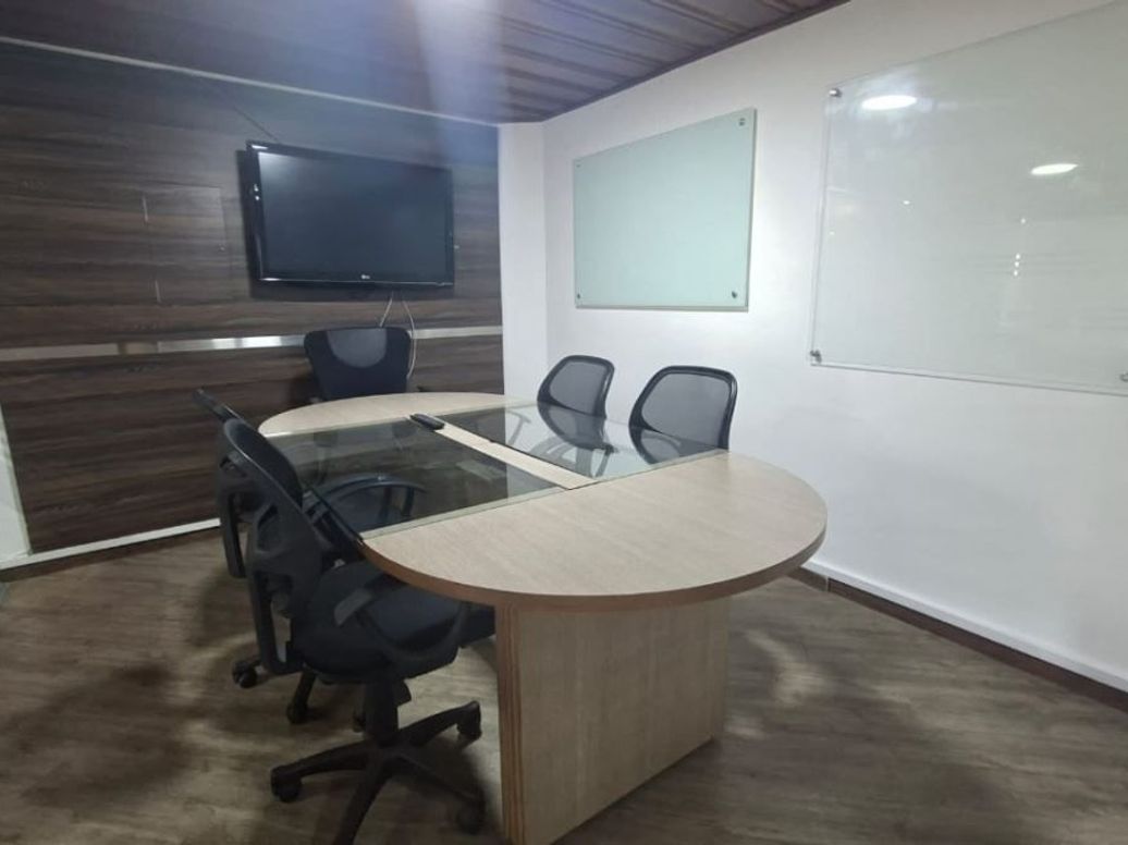 Casa de 7 alcobas en arriendo en La Española, Bogotá, 350 m² · foto 3 de 20