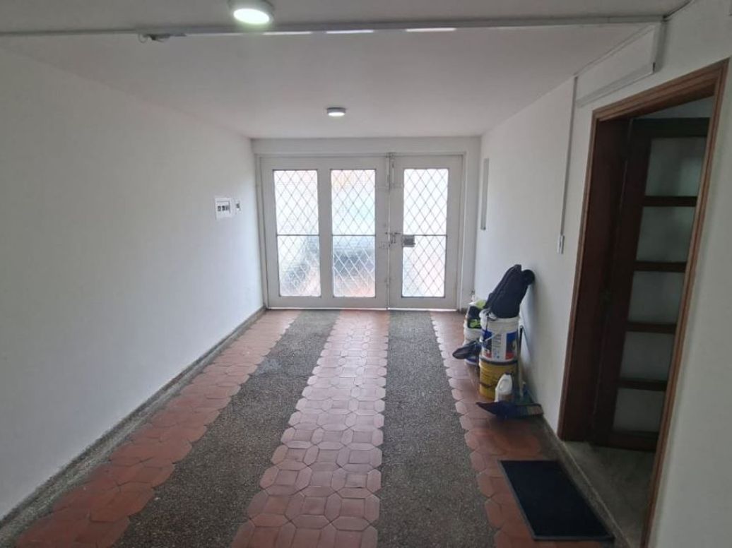 Casa de 7 alcobas en arriendo en La Española, Bogotá, 350 m² · foto 8 de 20