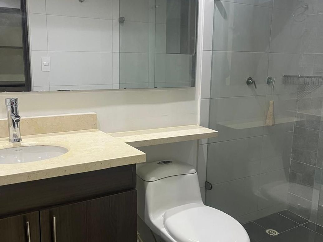 Apartamento de 3 alcobas en arriendo en El Tintal, Bogotá, 80 m² · foto 12 de 18
