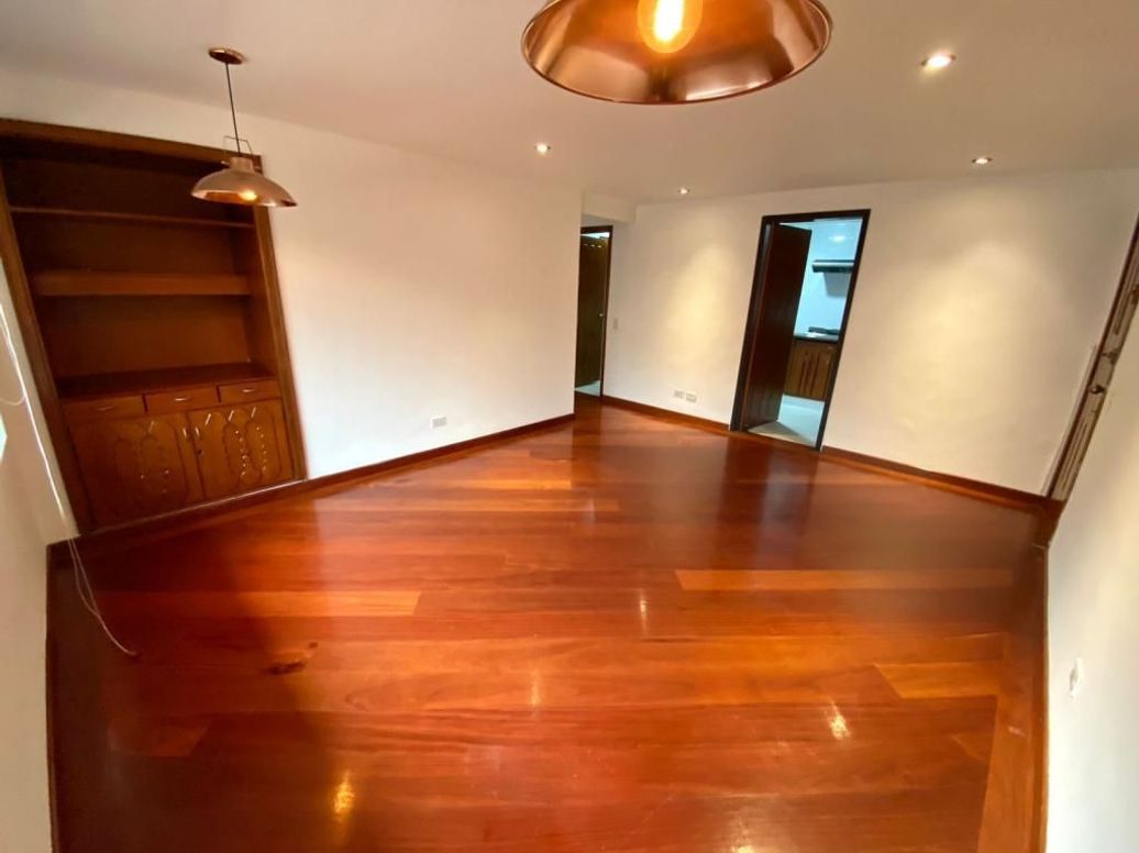 Apartamento de 1 alcoba en arriendo en Santa Barbara Central, Bogotá, 60 m² · foto 2 de 20