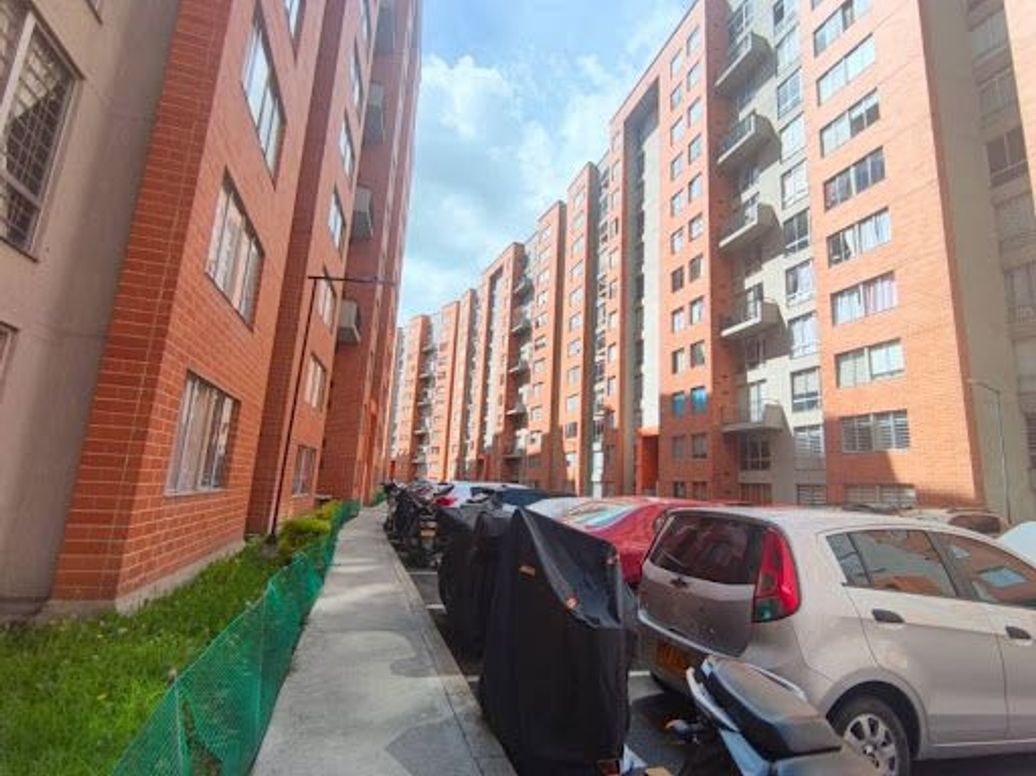 Apartamento de 2 alcobas en venta en Tierra Buena, Bogotá, 52 m² · foto 3 de 20
