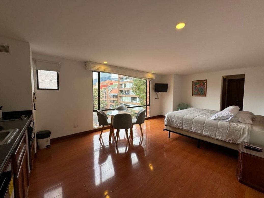Apartamento de 1 alcoba en venta en Chico Norte Et. Ii, Bogotá, 38 m² · foto 6 de 20