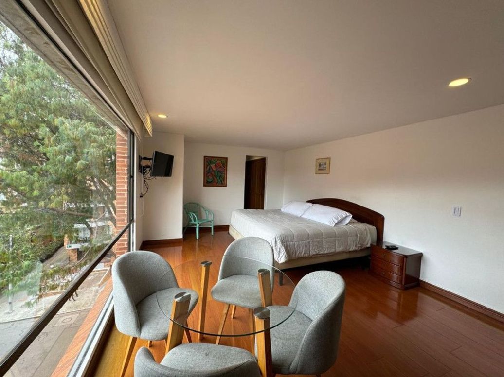 Apartamento de 1 alcoba en venta en Chico Norte Et. Ii, Bogotá, 38 m² · foto 7 de 20
