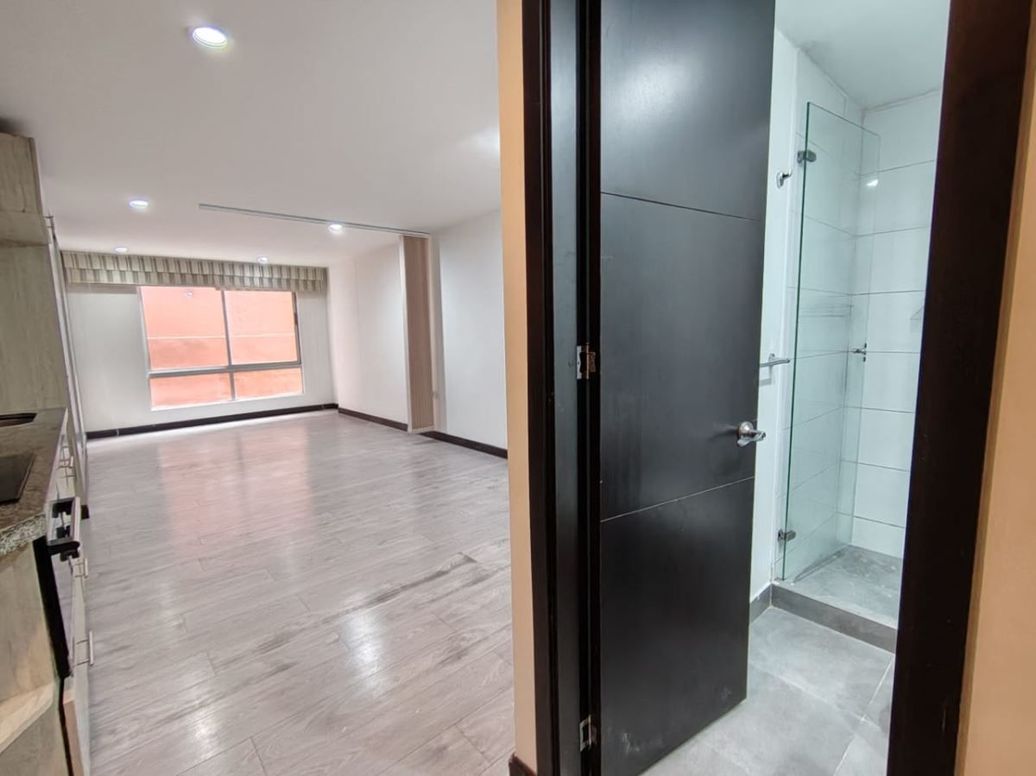 Apartamento de 1 alcoba en venta en Chapinero Central, Bogotá, 31 m² · foto 6 de 16