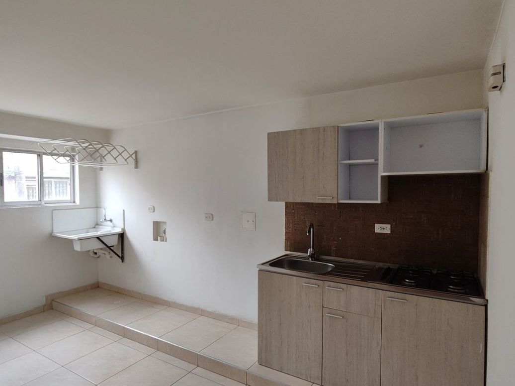 Apartamento de 2 alcobas en arriendo en El Laurel, Bogotá, 50 m² · foto 4 de 11