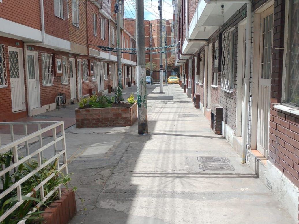 Casa de 5 alcobas en venta en Ub. Atlanta, Bogotá, 132 m² · foto 7 de 19