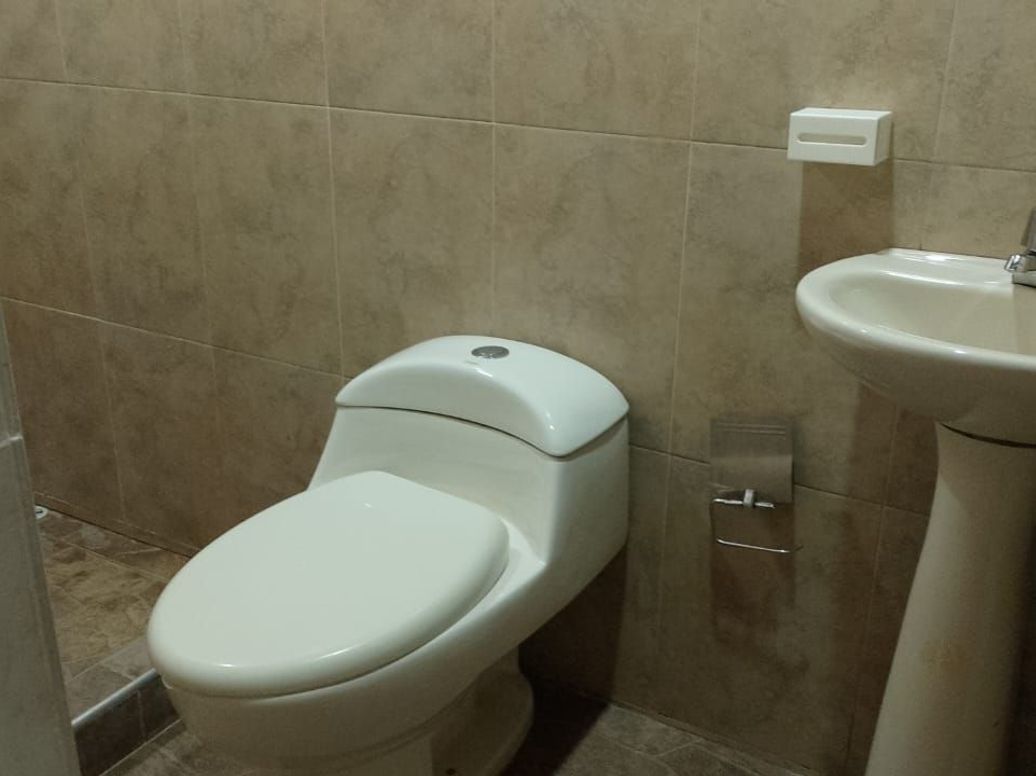 Casa de 5 alcobas en venta en Ub. Atlanta, Bogotá, 132 m² · foto 10 de 19