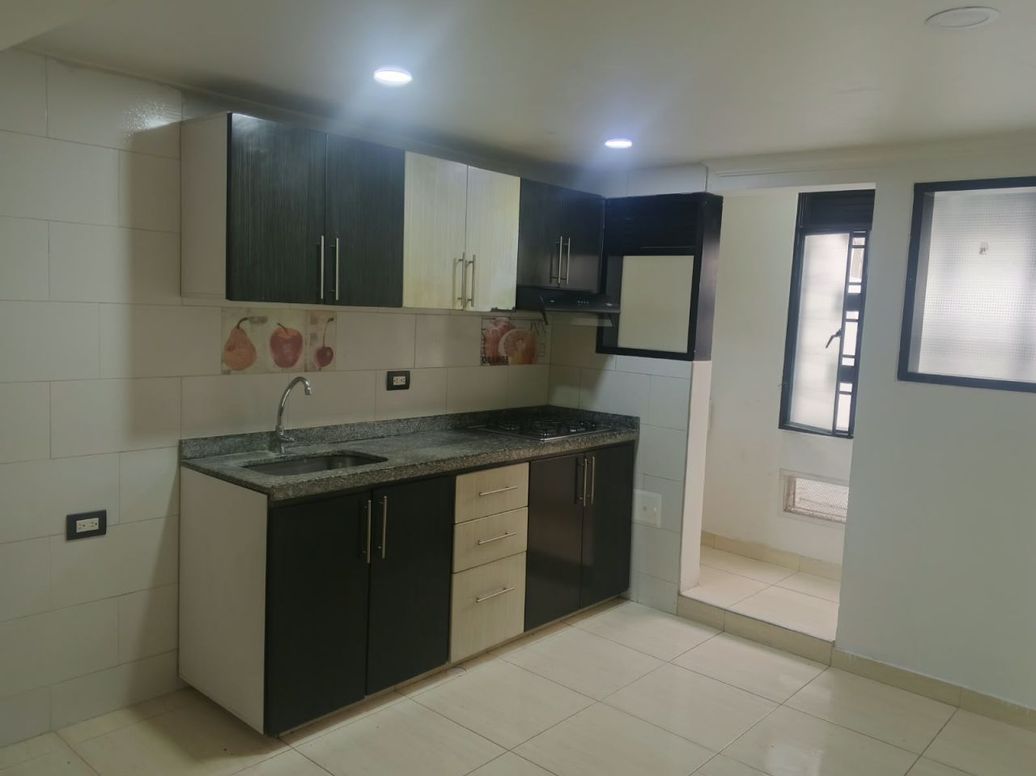 Apartamento de 2 alcobas en arriendo en El Laurel, Bogotá, 50 m² · foto 3 de 15