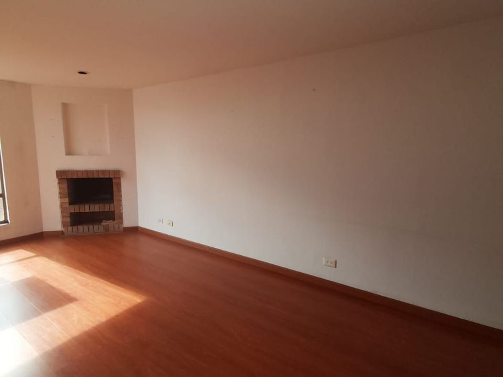 Apartamento de 2 alcobas en arriendo en Bosque Calderón, Bogotá, 67 m² · foto 5 de 15