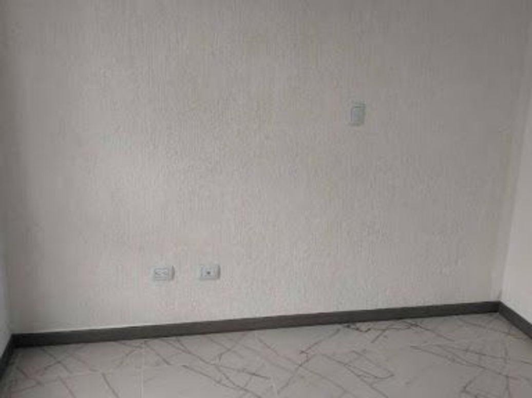 Apartamento de 2 alcobas en arriendo en San Antonio Norte, Bogotá, 31 m² · foto 5 de 8
