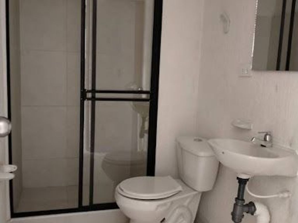 Apartamento de 2 alcobas en arriendo en San Antonio Norte, Bogotá, 31 m² · foto 7 de 8