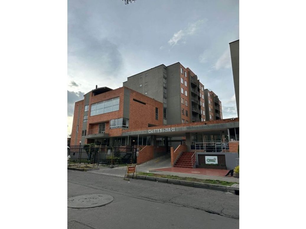 Apartamento de 3 alcobas en venta en Hayuelos, Bogotá, 81 m² · foto 18 de 20
