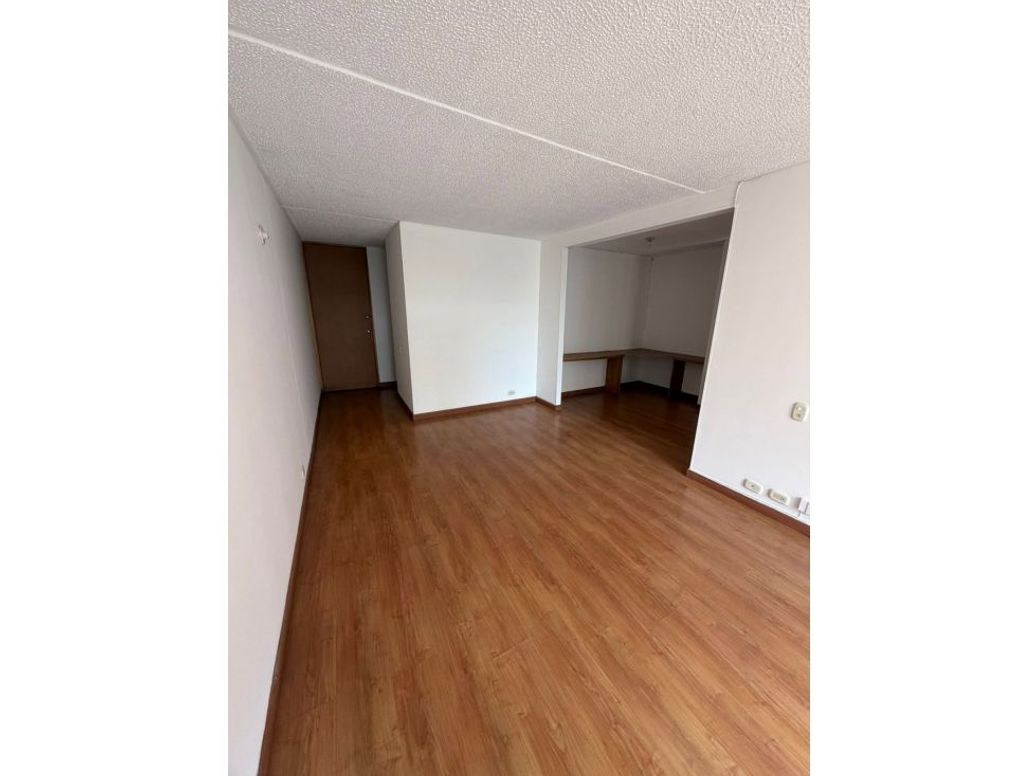Apartamento de 3 alcobas en venta en Hayuelos, Bogotá, 81 m² · foto 5 de 20