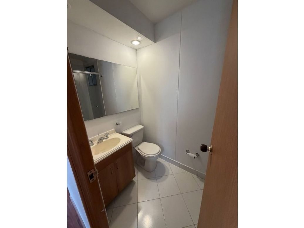 Apartamento de 3 alcobas en venta en Hayuelos, Bogotá, 81 m² · foto 15 de 20