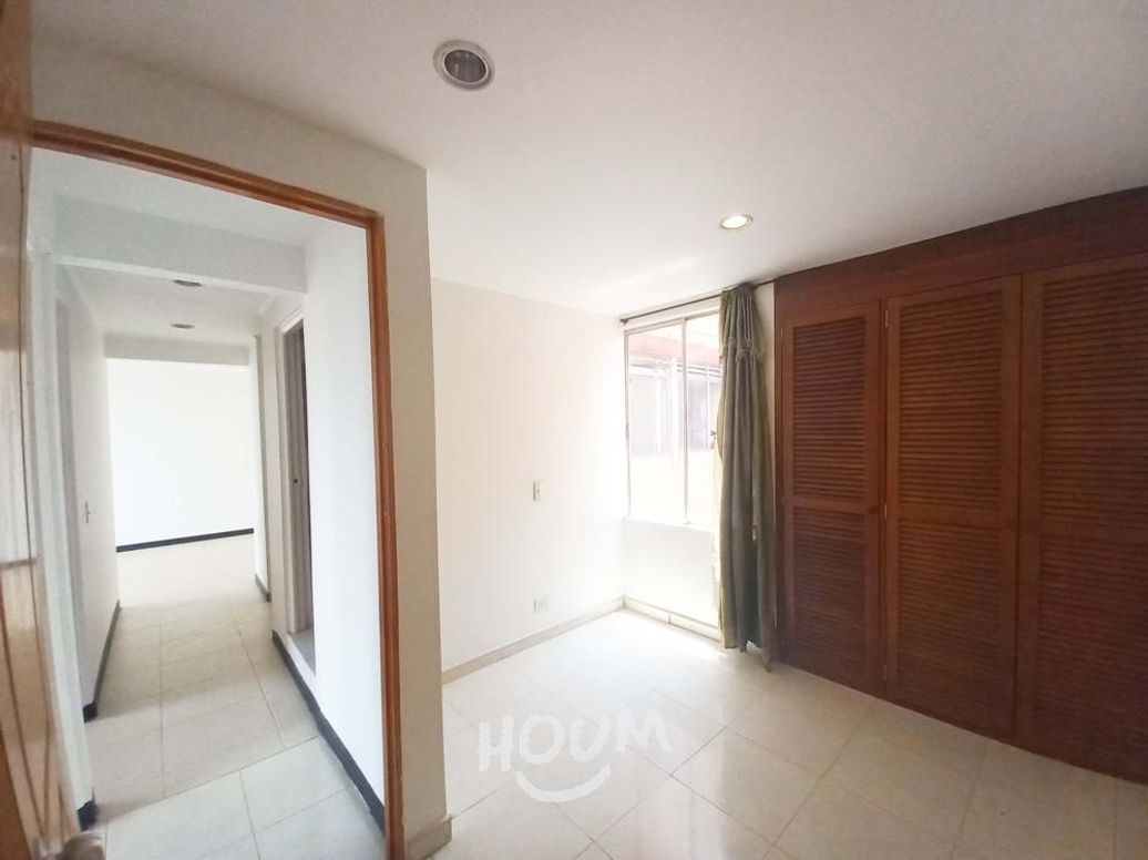 Apartamento de 3 alcobas en venta en Campo Alegre, Bogotá, 65 m² · foto 9 de 15
