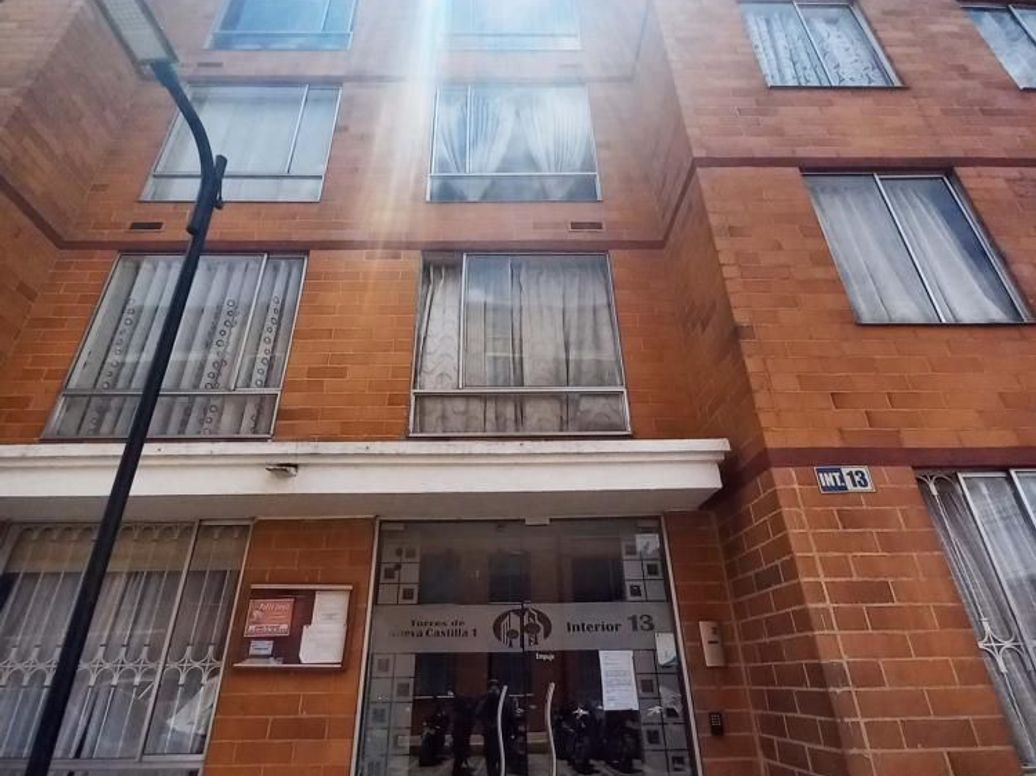 Apartamento de 3 alcobas en venta en Campo Alegre, Bogotá, 65 m² · foto 14 de 15