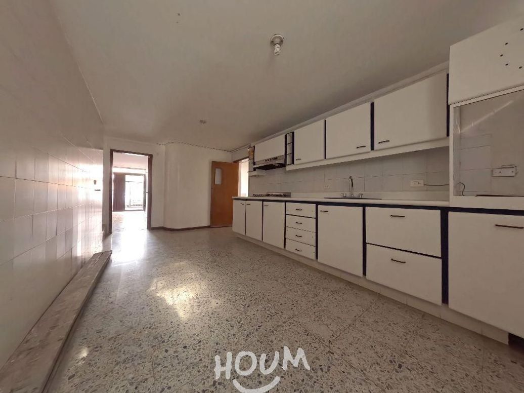 Casa de 4 alcobas en arriendo en Puente Largo, Bogotá, 124 m² · foto 3 de 20