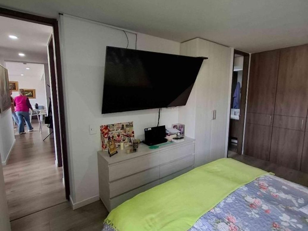 Apartamento de 3 alcobas en venta en San Antonio Nor - Occidental, Bogotá, 95 m² · foto 5 de 20
