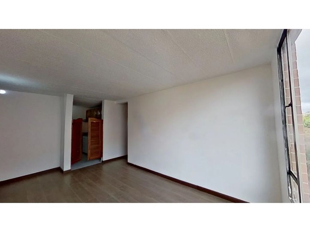Apartamento de 3 alcobas en venta en Engativá, Bogotá, 48 m² · foto 2 de 10