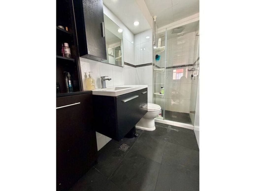 Apartamento de 2 alcobas en venta en Caobos Salazar, Bogotá, 54 m² · foto 12 de 20