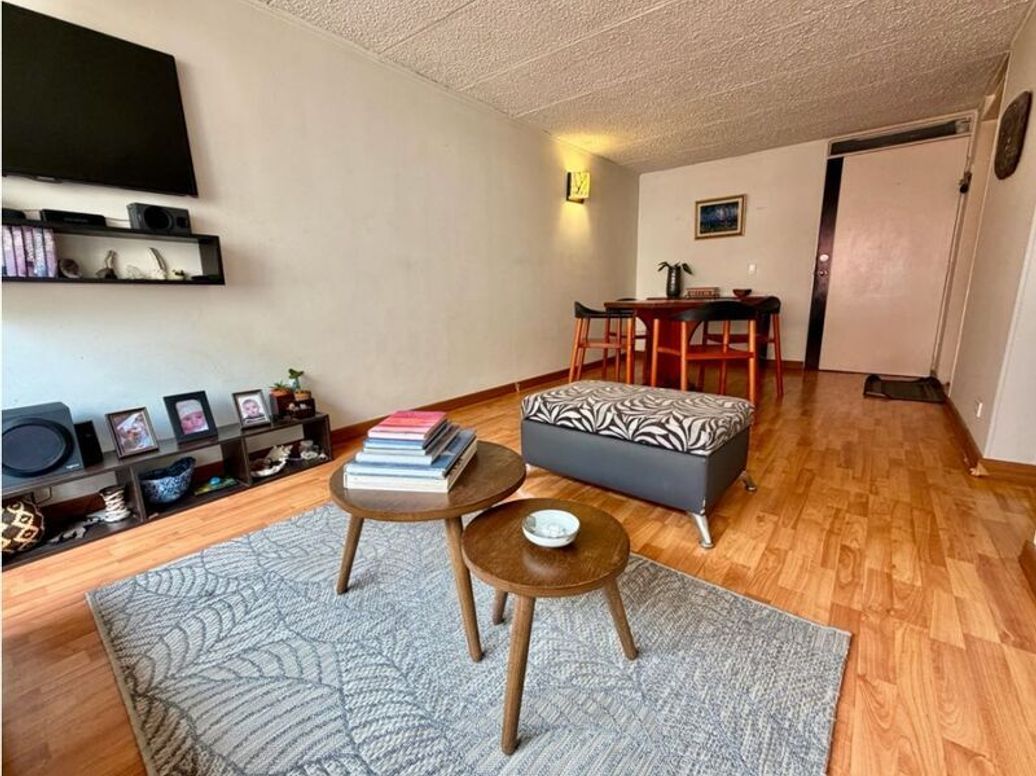 Apartamento de 2 alcobas en venta en Caobos Salazar, Bogotá, 54 m² · foto 2 de 20