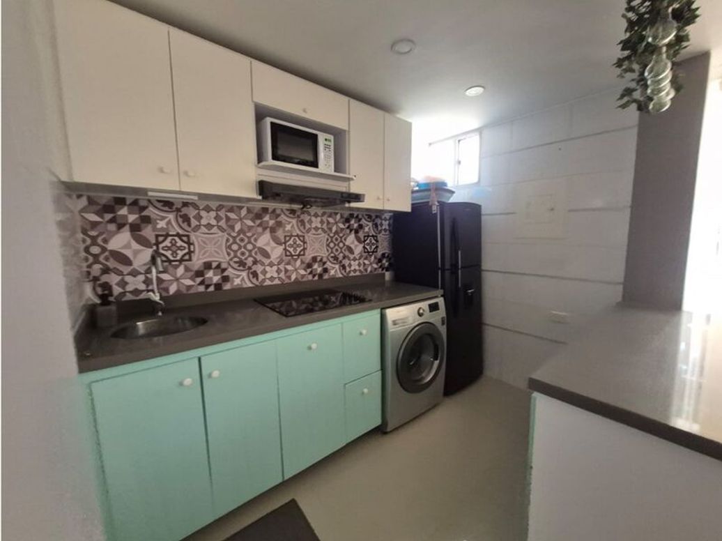 Apartamento de 1 alcoba en venta en Santa Barbara Central, Bogotá, 42 m² · foto 7 de 15