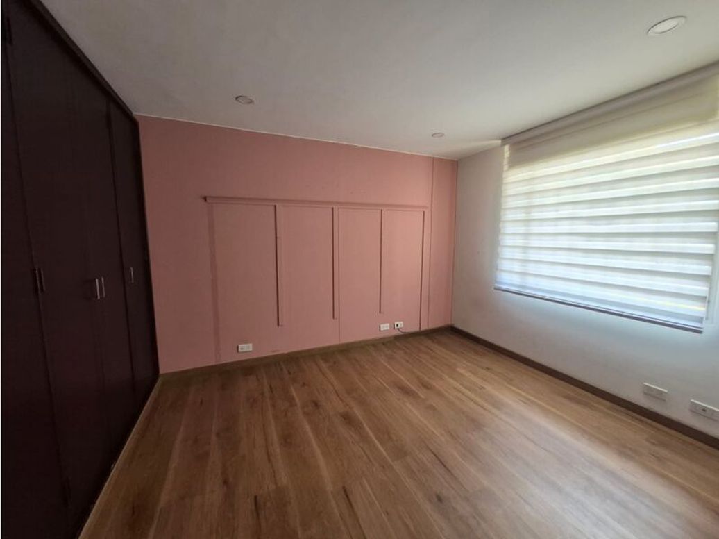 Apartamento de 1 alcoba en venta en Santa Barbara Central, Bogotá, 42 m² · foto 13 de 15