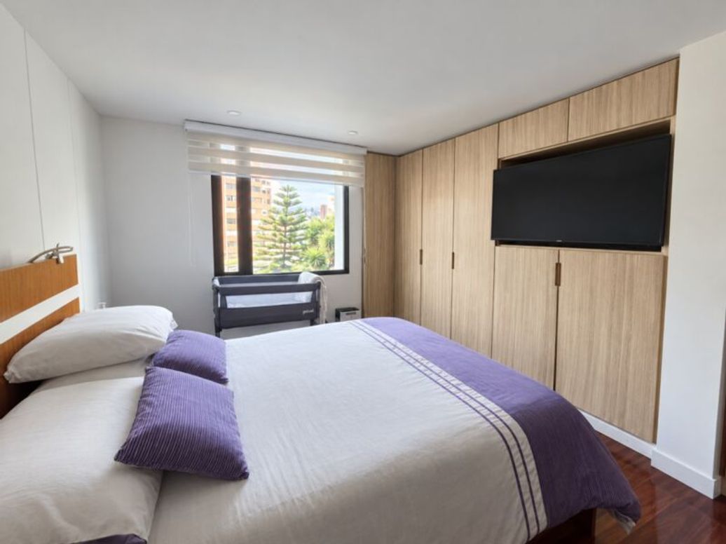 Apartamento de 2 alcobas en venta en Santa Barbara Central, Bogotá, 91 m² · foto 13 de 17