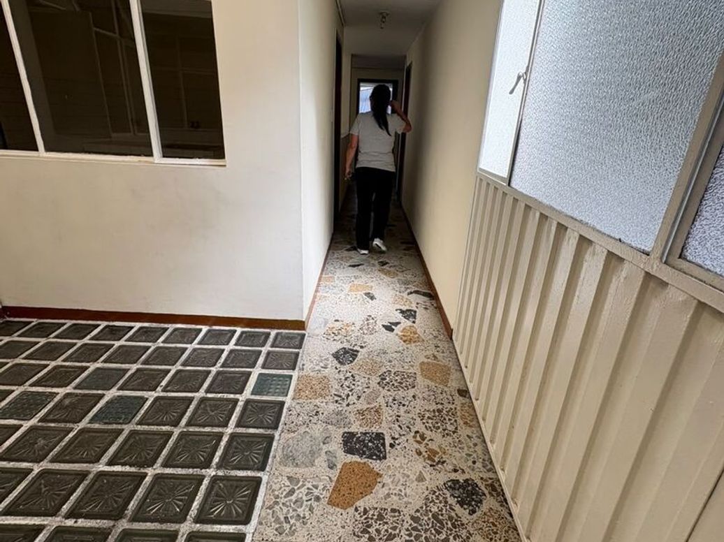 Casa de 6 alcobas en venta en San Francisco, Bogotá, 252 m² · foto 10 de 20