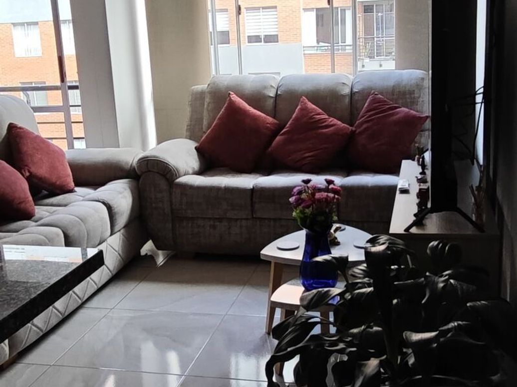 Apartamento de 3 alcobas en venta en Ciudad Techo, Bogotá, 65 m² · foto 2 de 20