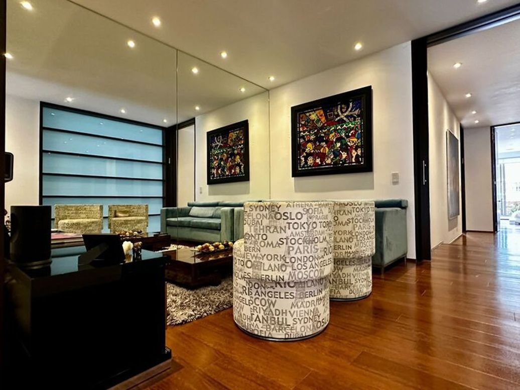 Apartamento de 4 alcobas en venta en Chico, Bogotá, 370 m² · foto 11 de 20