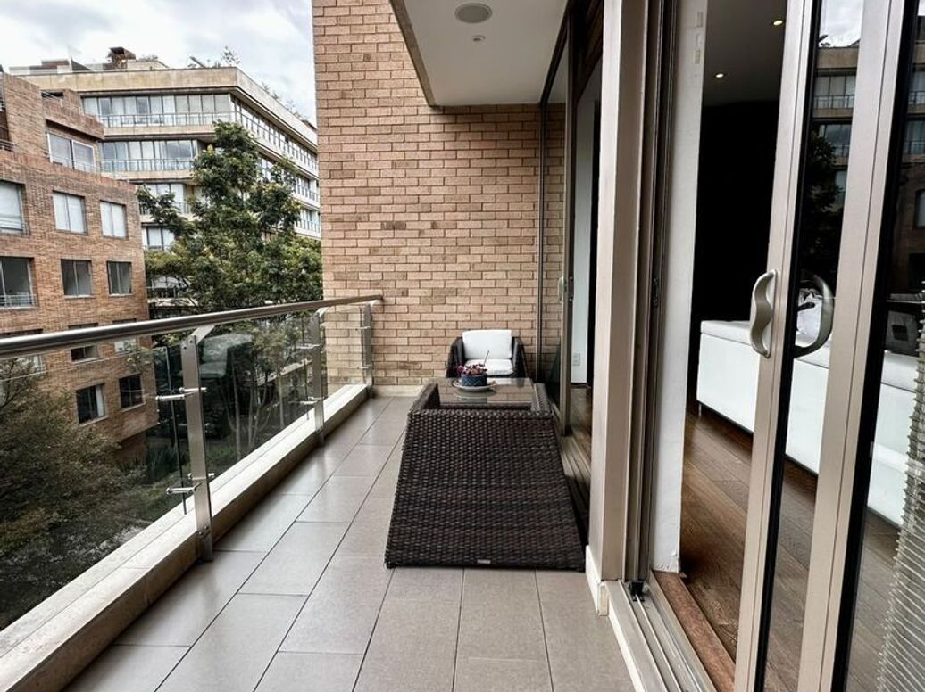 Apartamento de 4 alcobas en venta en Chico, Bogotá, 370 m² · foto 10 de 20