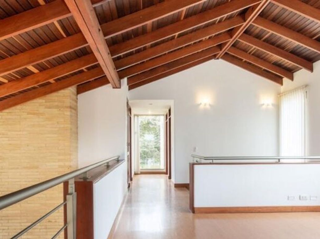 Casa de 4 alcobas en venta en Casa Blanca, Bogotá, 290 m² · foto 8 de 12