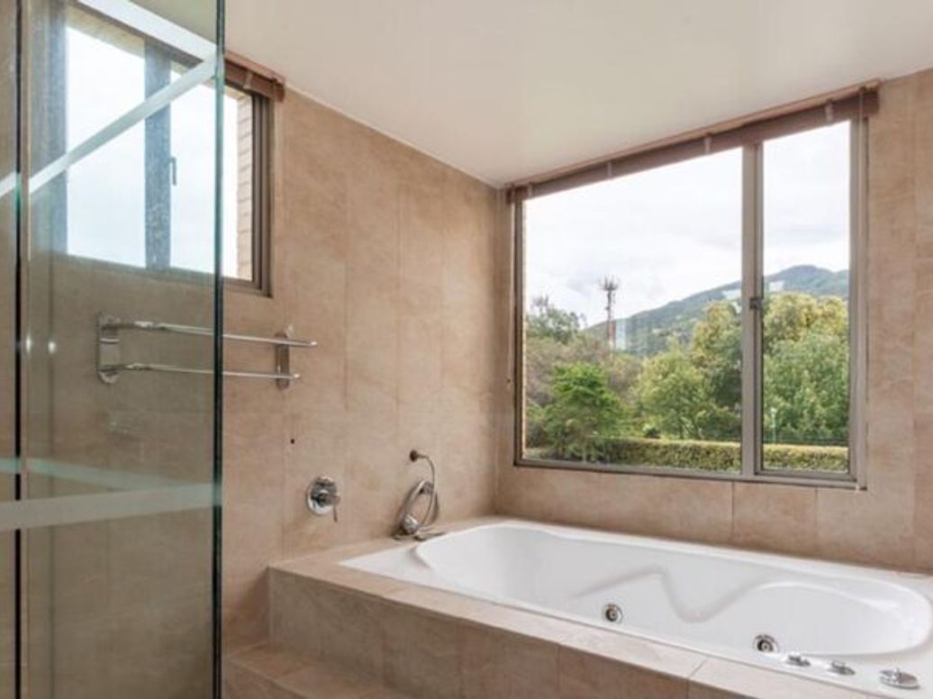 Casa de 4 alcobas en venta en Casa Blanca, Bogotá, 290 m² · foto 11 de 12