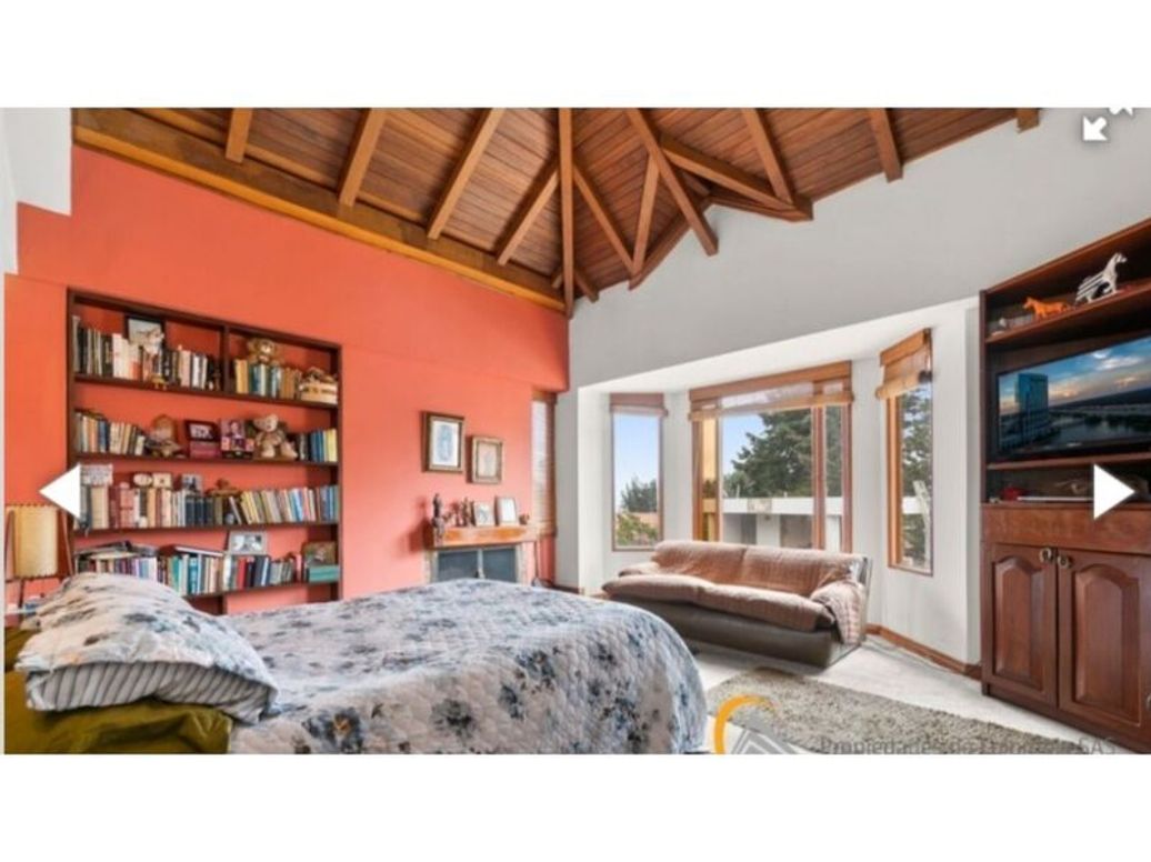 Casa de 4 alcobas en venta en Suba, Bogotá, 295 m² · foto 7 de 16