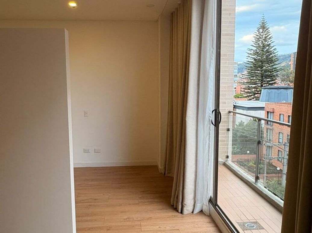 Apartamento de 1 alcoba en venta en Cedritos, Bogotá, 65 m² · foto 14 de 14