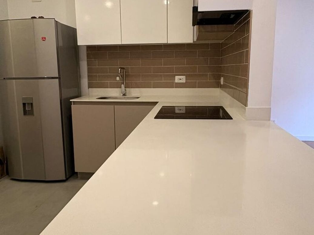 Apartamento de 1 alcoba en venta en Cedritos, Bogotá, 65 m² · foto 6 de 14